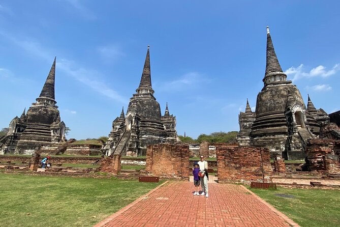 The brick path leading up to the chedi of Wat Phra Si Sanphet
